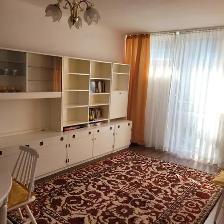 Homestay Near Rondo Onz